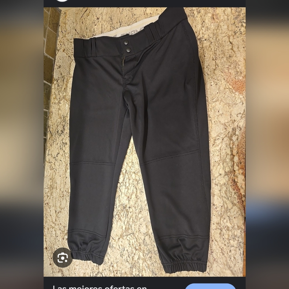 Black Sweatpants withDurable Construction and Reinforced Stitching